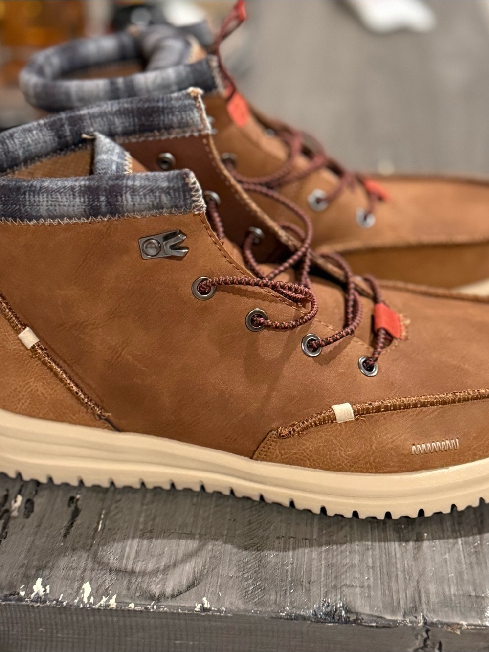 Mens Hey dude Brown Casual Chukka Boots with Padded Collar - Men's. - Picture 1 of 3